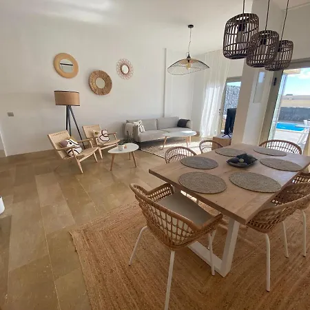 Sun Bay بيت للعطل