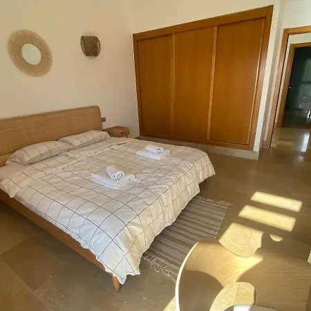 Sun Bay سان ميغيل ذي أبونا