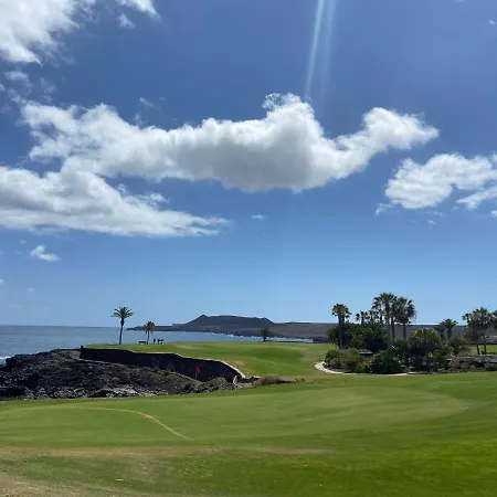 بيت للعطل Sun Bay *